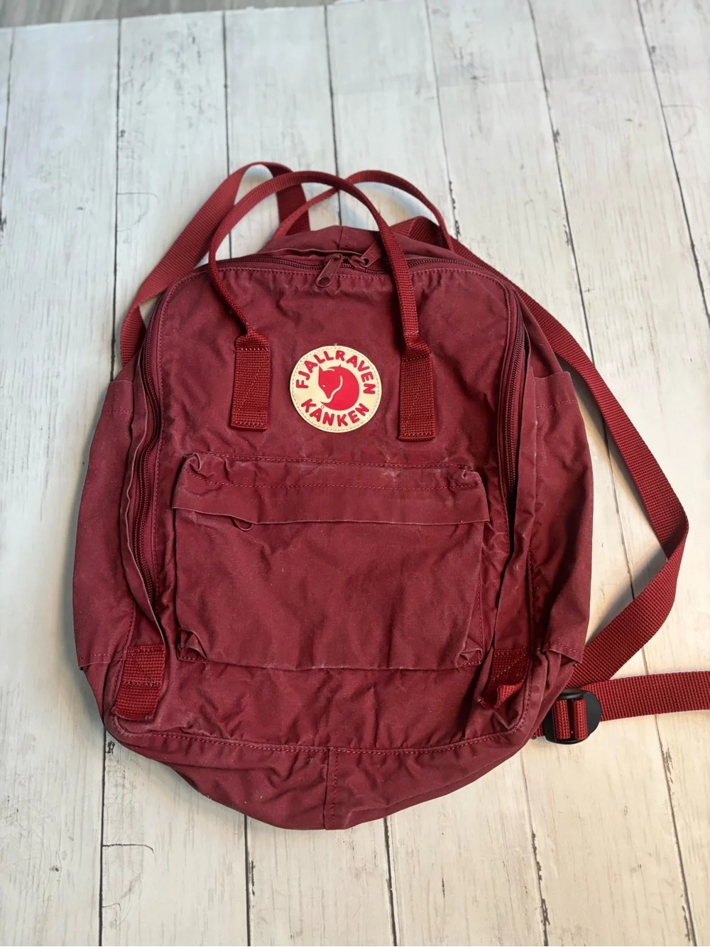 Fjallraven Kånken Backpack - Deep Red